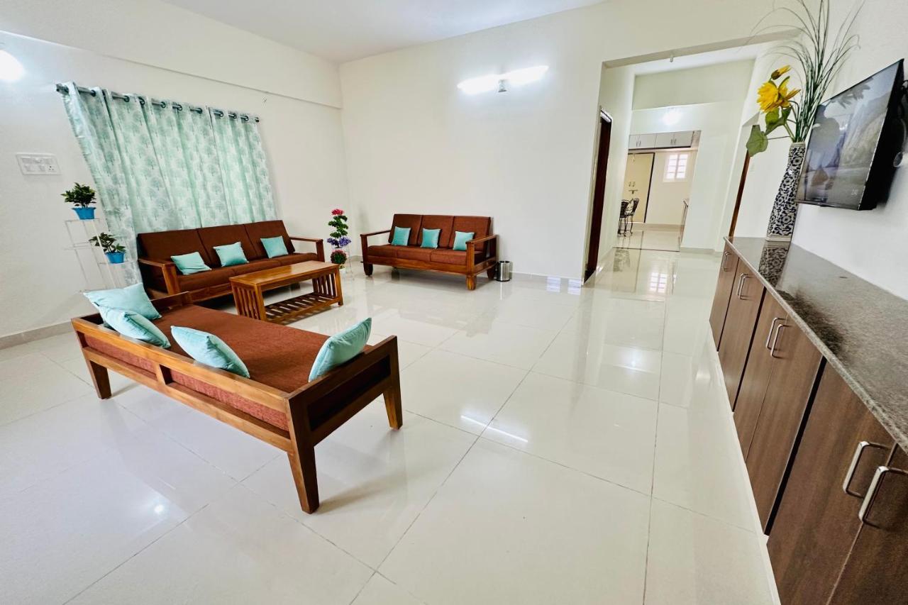 Tirupati Homestay - Ragunatha Resorts - 3Bhk Ac Apartments For Large Families - Free Breakfast - Flyover To Alipiri Gate - Wifi - Android Tv - - Easy Access To Visit All Temples Eksteriør bilde